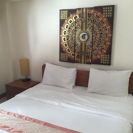 Steak And Co. Boutique Hotel Pattaya Exteriör bild