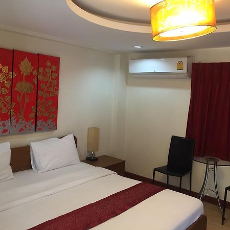 Steak And Co. Boutique Hotel Pattaya Exteriör bild
