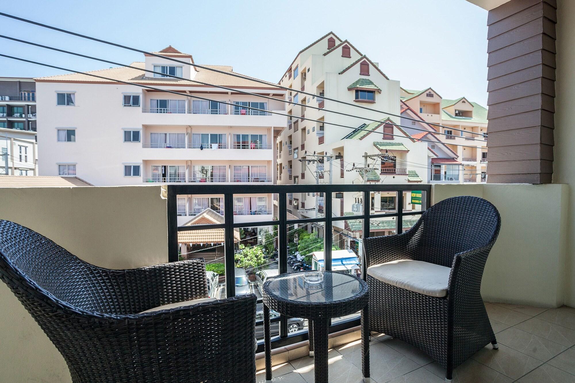Steak And Co. Boutique Hotel Pattaya Exteriör bild