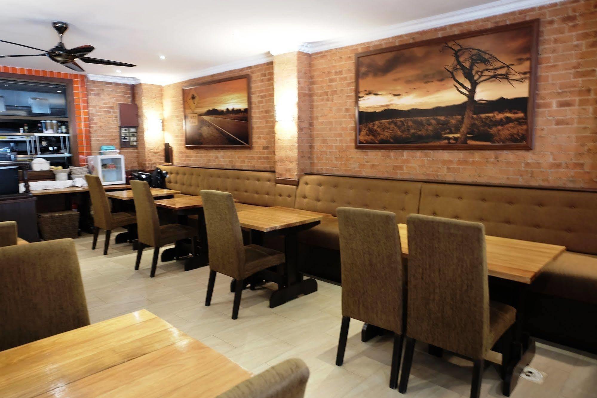 Steak And Co. Boutique Hotel Pattaya Exteriör bild