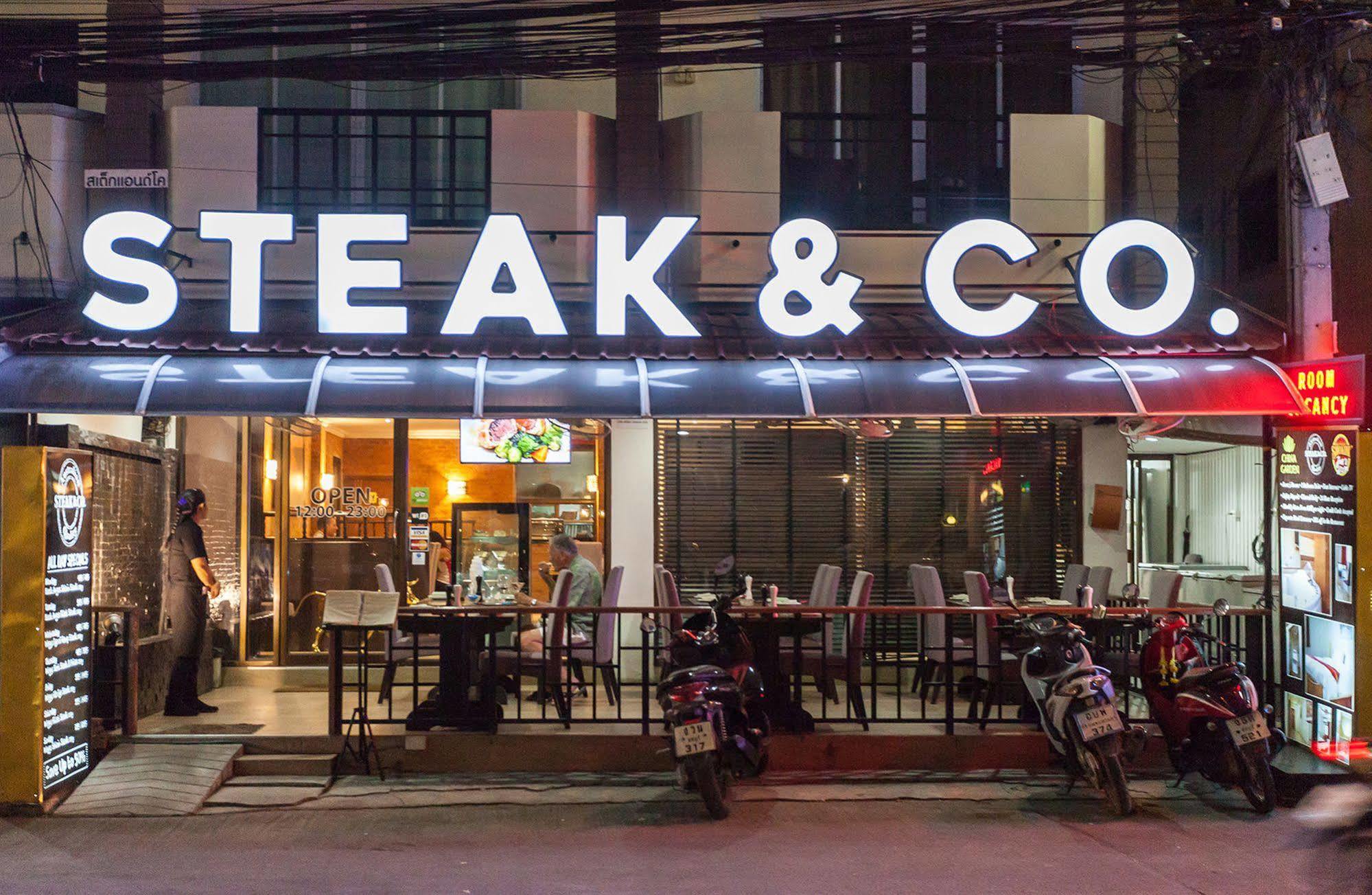 Steak And Co. Boutique Hotel Pattaya Exteriör bild