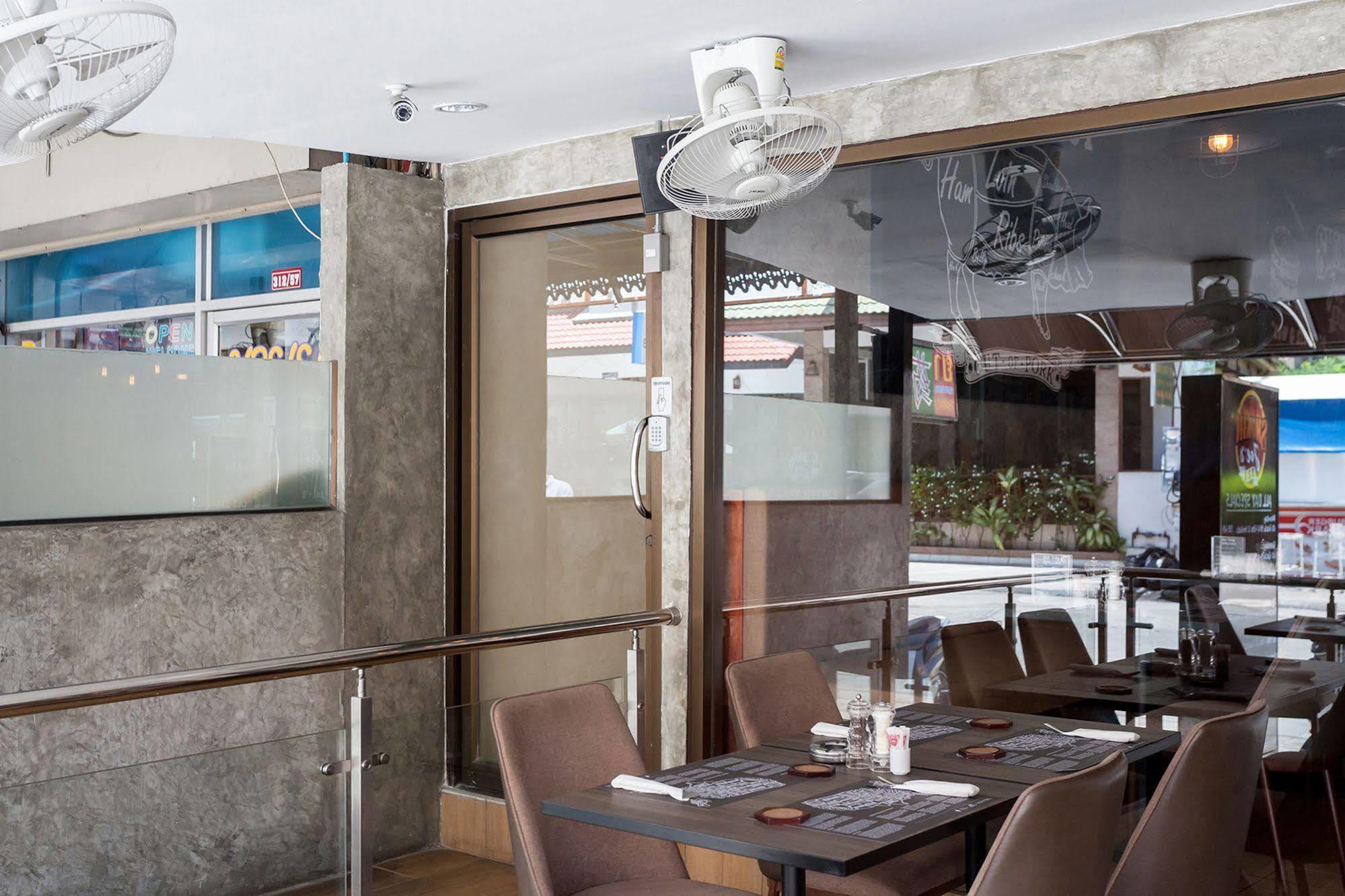 Steak And Co. Boutique Hotel Pattaya Exteriör bild